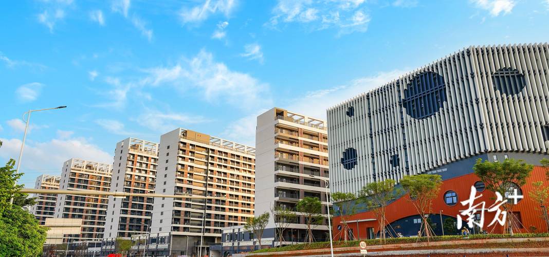 商圈及重點功能區內的非居住存量房屋原則上不得改建為保障性租賃住房